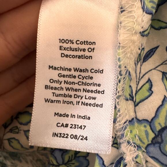 Talbots Scallop Lace Trim Top in Blooming "Daffodils" Floral Size Large - Picture 11 of 11